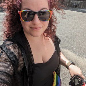 Meet your Posher, Brittney